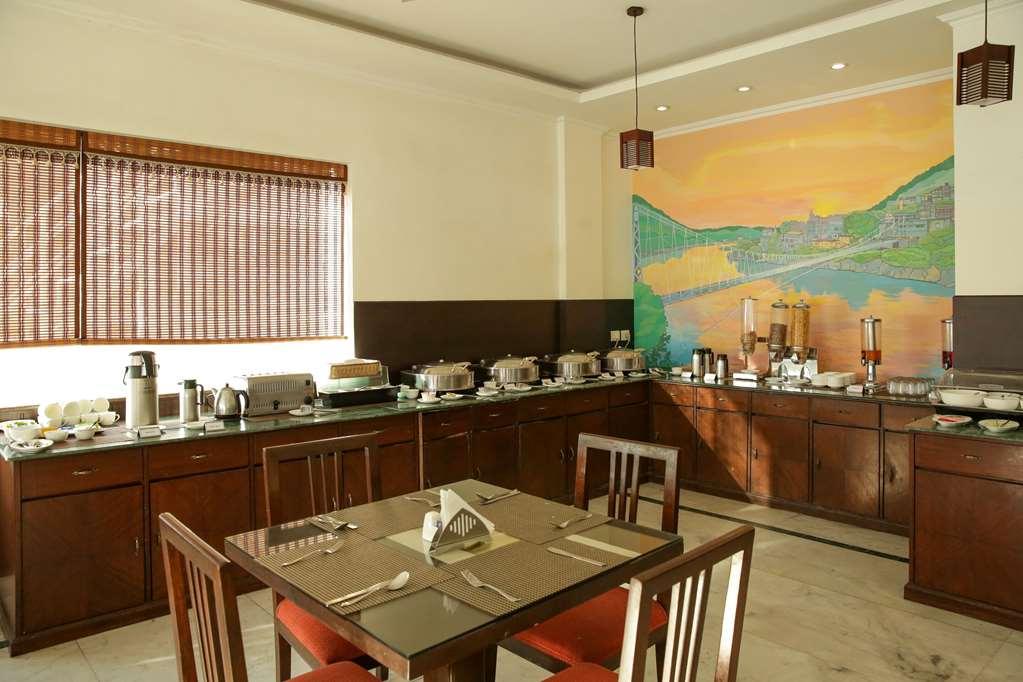 רישיקש Comfort Hotel Dewa Retreat מסעדה תמונה